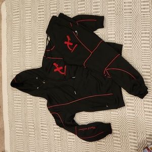 Pre owned Xquisite quarter zip tracksuit.. size Medium